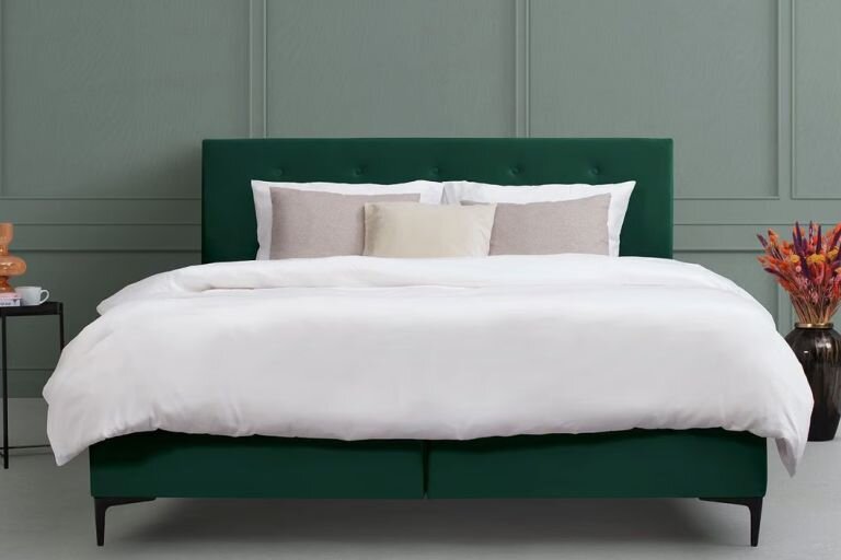 Velvet boxspring